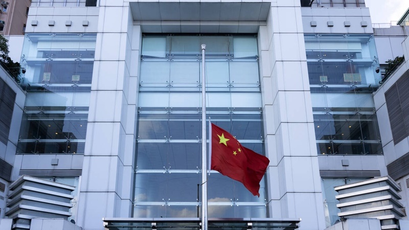 吴邦国遗体今日火化,特区政府总部及中央驻港机构下半旗致哀。 吴邦国遗体今日火化,特区政府总部及中央驻港机构下半旗致哀。