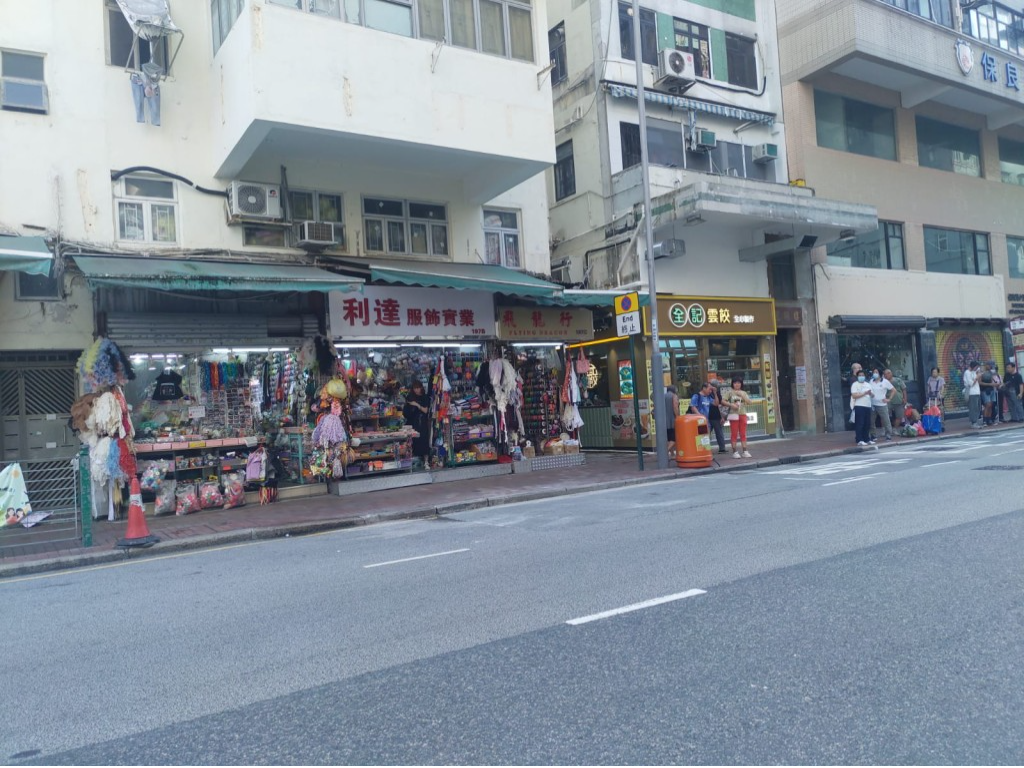 垃圾堆已被全数清走 垃圾堆已被全数清走