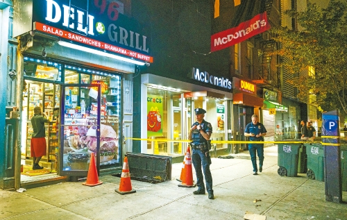 袭击帕特森及其继子的疑犯只年仅12岁和13岁。纽约时报 袭击帕特森及其继子的疑犯只年仅12岁和13岁。纽约时报