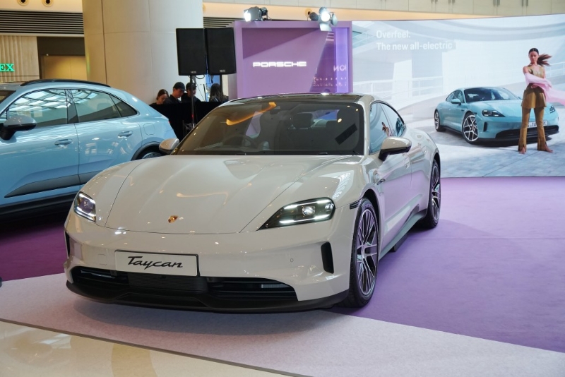 保时捷Porsche新款Taycan开售
