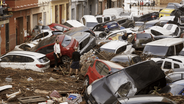 西班牙近30年最严重洪灾 西班牙近30年最严重洪灾
