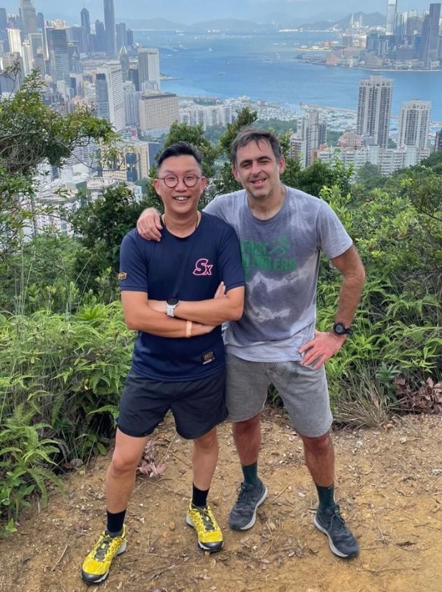 奥苏利云与活动策划兼跑友Franky合照留念。 奥苏利云与活动策划兼跑友Franky合照留念。