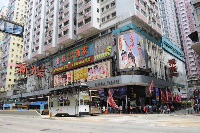 罗守辉2003年以1.6亿购入新光戏院及侨辉大厦业权 罗守辉2003年以1.6亿购入新光戏院及侨辉大厦业权