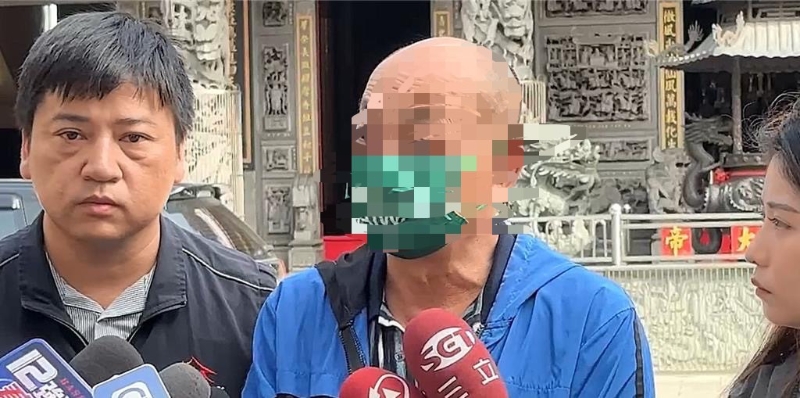 台中国小5年级黄姓男童4日骑脚踏车在台中北屯敦化公园前发生死亡车祸,黄父4日表示,案发4分钟前他才打电话叫孩子回家。 台中国小5年级黄姓男童4日骑脚踏车在台中北屯敦化公园前发生死亡车祸,黄父4日表示,案发4分钟前他才打电话叫孩子回家。