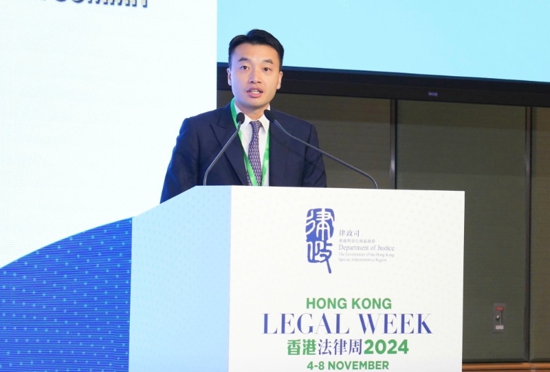 金管局数字金融处主管何泓哲亦在峰会上分享了金管局的的稳定币项目、引入新数字资产带来的机遇与风险。