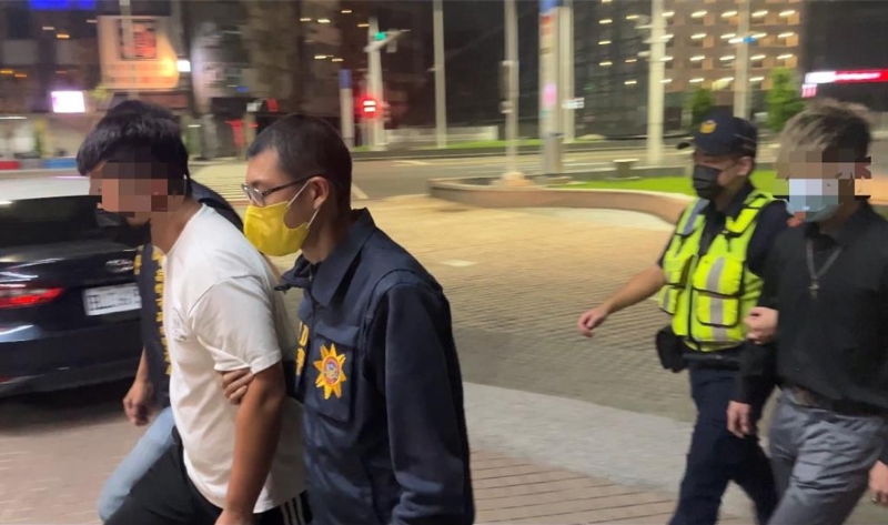 2男子被逮捕 2男子被逮捕