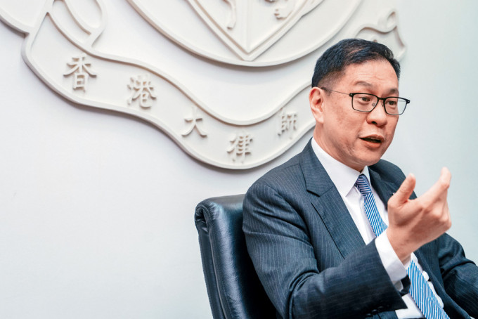 大律师公会主席杜淦堃表示,无论社会如何转变,公会一直秉持专业、坚守法治这些不变的大原则。 大律师公会主席杜淦堃表示,无论社会如何转变,公会一直秉持专业、坚守法治这些不变的大原则。