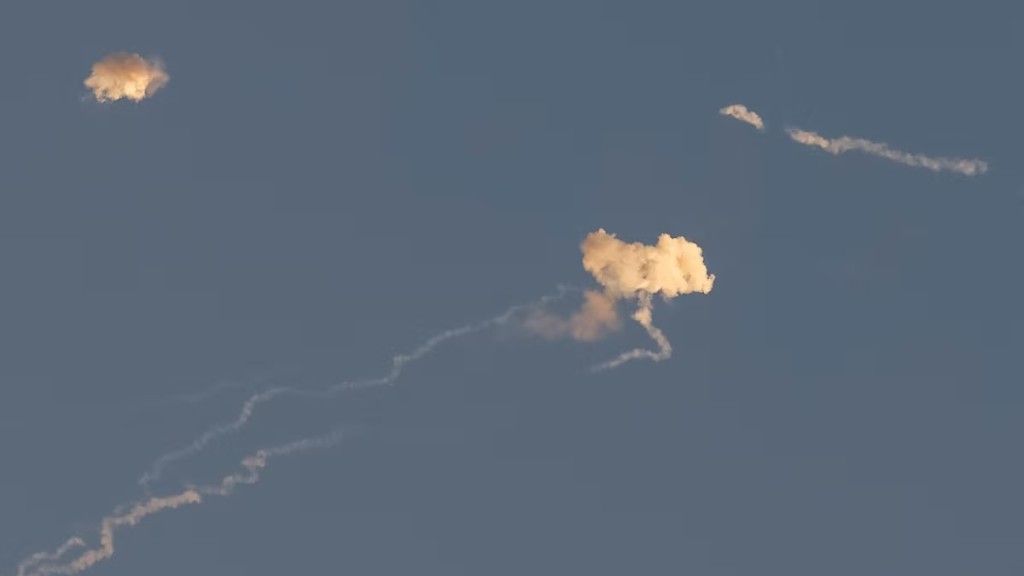 俄罗斯大规模空袭乌克兰电网,电力系统严重受损。 俄罗斯大规模空袭乌克兰电网,电力系统严重受损。