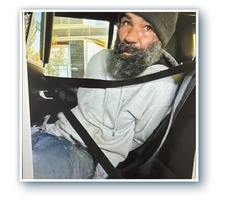 杀人犯被捕。 杀人犯被捕。