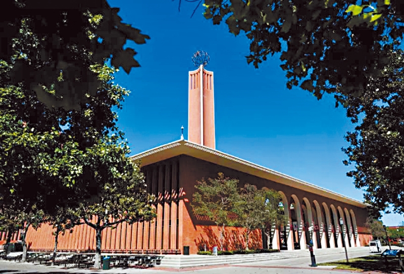 南加大。 南加大。