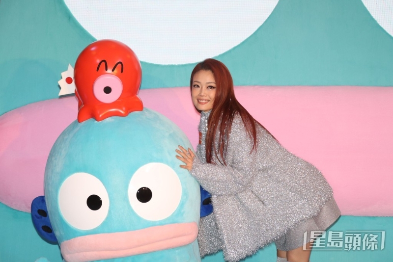 容祖儿体质差,当病起上来便难以康复。 容祖儿体质差,当病起上来便难以康复。