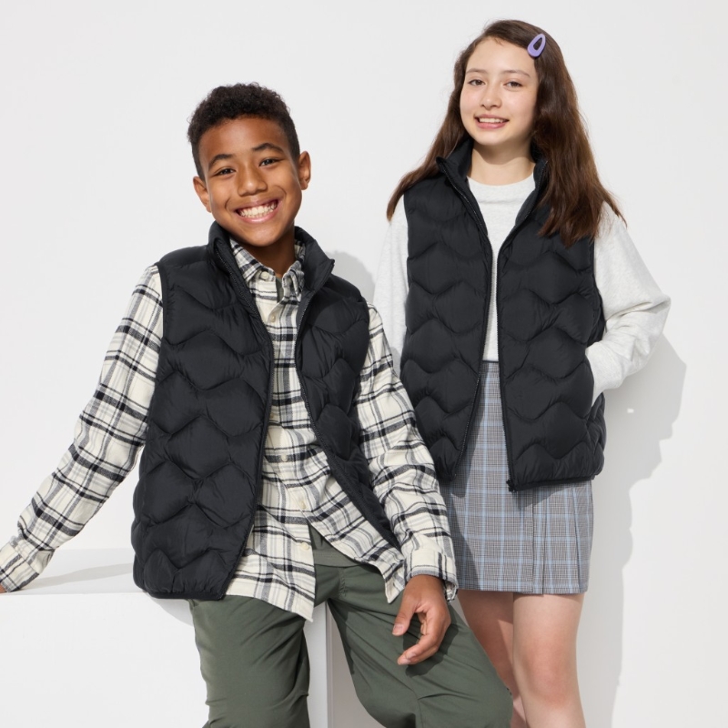 童装 超轻型羽绒背心 感谢价格$199(原价$249) 童装 超轻型羽绒背心 感谢价格$199(原价$249)