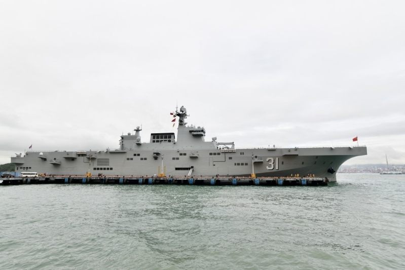 “海南舰”。 资料图片