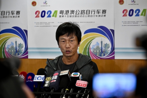 杨德强指三地已准备就绪,测试赛会准时在9点钟在珠海进行。 苏正谦摄 杨德强指三地已准备就绪,测试赛会准时在9点钟在珠海进行。 苏正谦摄