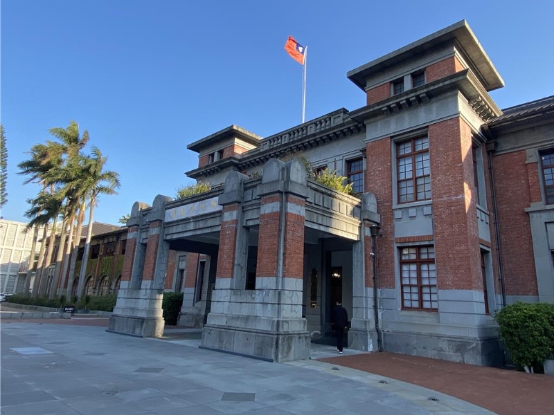 新竹市殡葬管理所也传出霸凌罗生门,市议员田雅芳要求市府说清楚讲明白,市府则表示相关陈情均已列管追踪。 新竹市殡葬管理所也传出霸凌罗生门,市议员田雅芳要求市府说清楚讲明白,市府则表示相关陈情均已列管追踪。