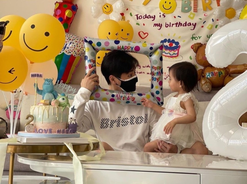 罗子溢大女生日时，曾分享大埔比华利山别墅内貌。