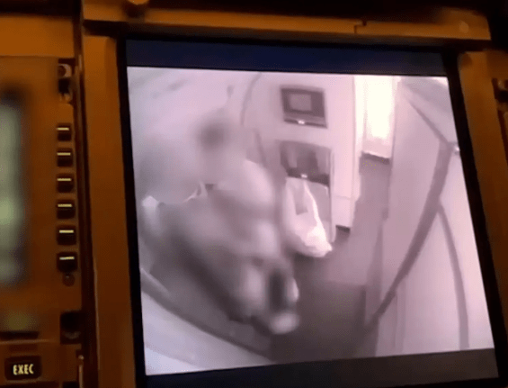 头等舱前方 头等舱前方