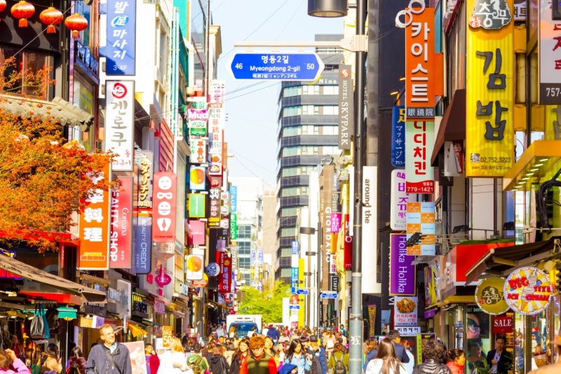 韩国不少产业技术上已被中国过头，价格上也不够竞争力。再加上韩国几大财阀影响中小企发展。