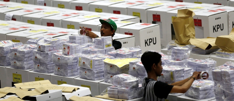 印尼选举涉及大量人力工作。