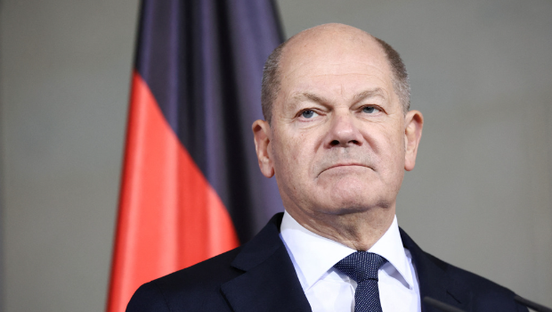 法国政府倒台，下一个德国！