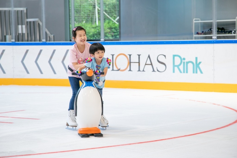圣诞元旦限定溜冰体验课.jpeg 圣诞元旦限定溜冰体验课.jpeg