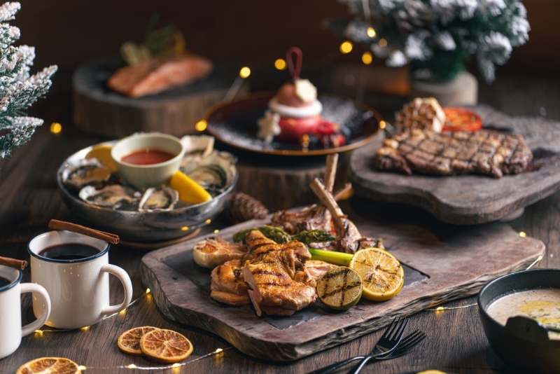 The_Garage_Bar_Starry_Fireside_Feast_at_The_Garage_Bar The_Garage_Bar_Starry_Fireside_Feast_at_The_Garage_Bar