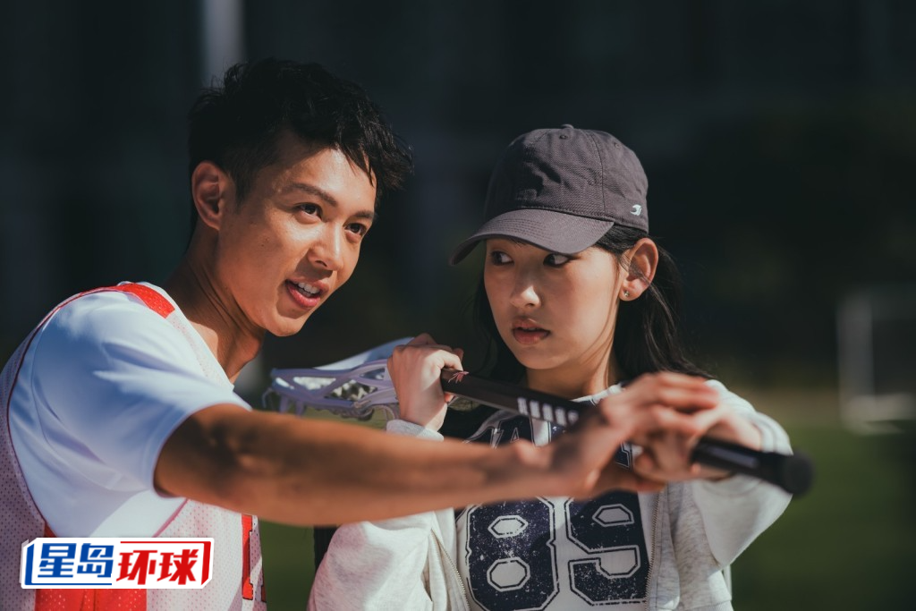 与李尔晨有不少对手戏。 与李尔晨有不少对手戏。