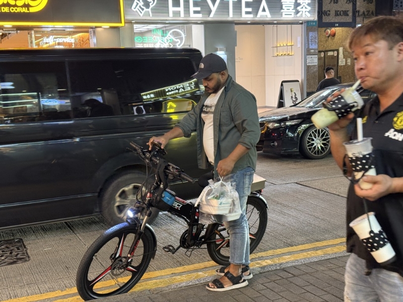 近年电动及电辅助单车、电动滑板车在本港普及程度越渐提高。 近年电动及电辅助单车、电动滑板车在本港普及程度越渐提高。