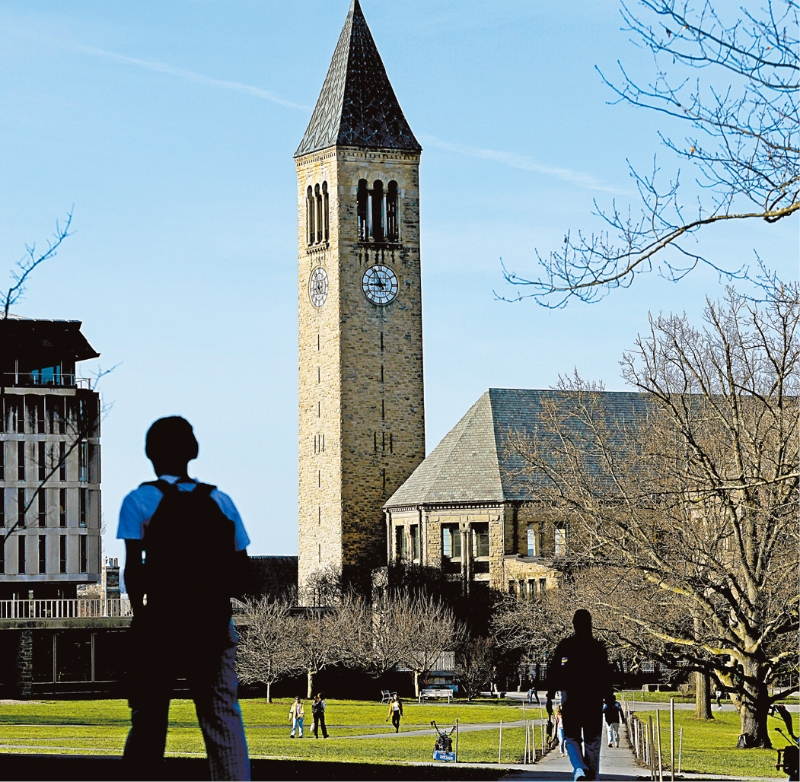 美国各大学促国际生提早回美。 美国各大学促国际生提早回美。