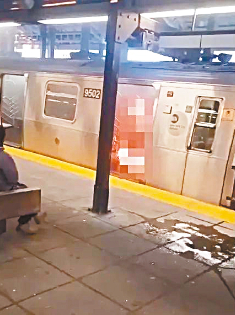 纽约地铁纵火案。 纽约地铁纵火案。