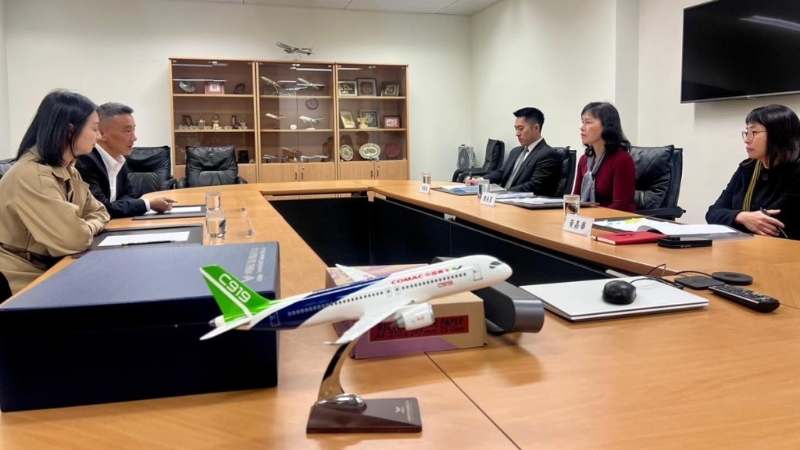 东航C919客机元旦起在沪港航线营运 东航C919客机元旦起在沪港航线营运