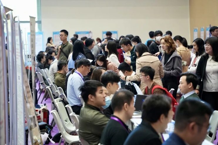 简历及招聘活动 简历及招聘活动