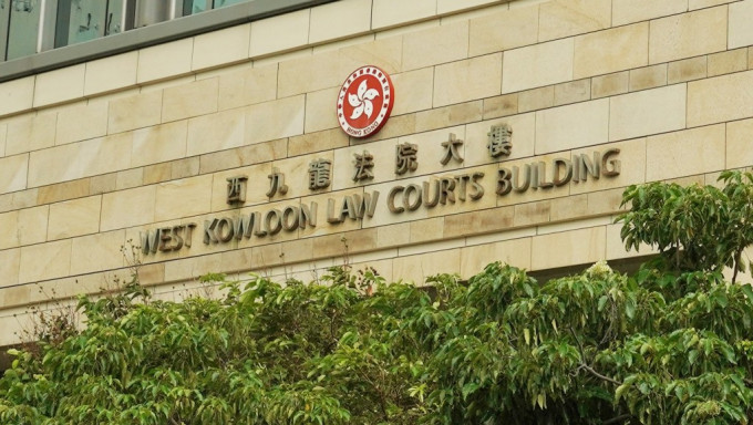 律师涉与12岁女童性交拍片影不雅照 律师涉与12岁女童性交拍片影不雅照