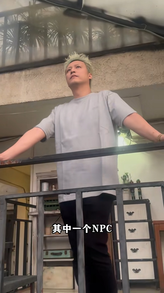 日前张建声在抖音宣布移居广州生活。 日前张建声在抖音宣布移居广州生活。