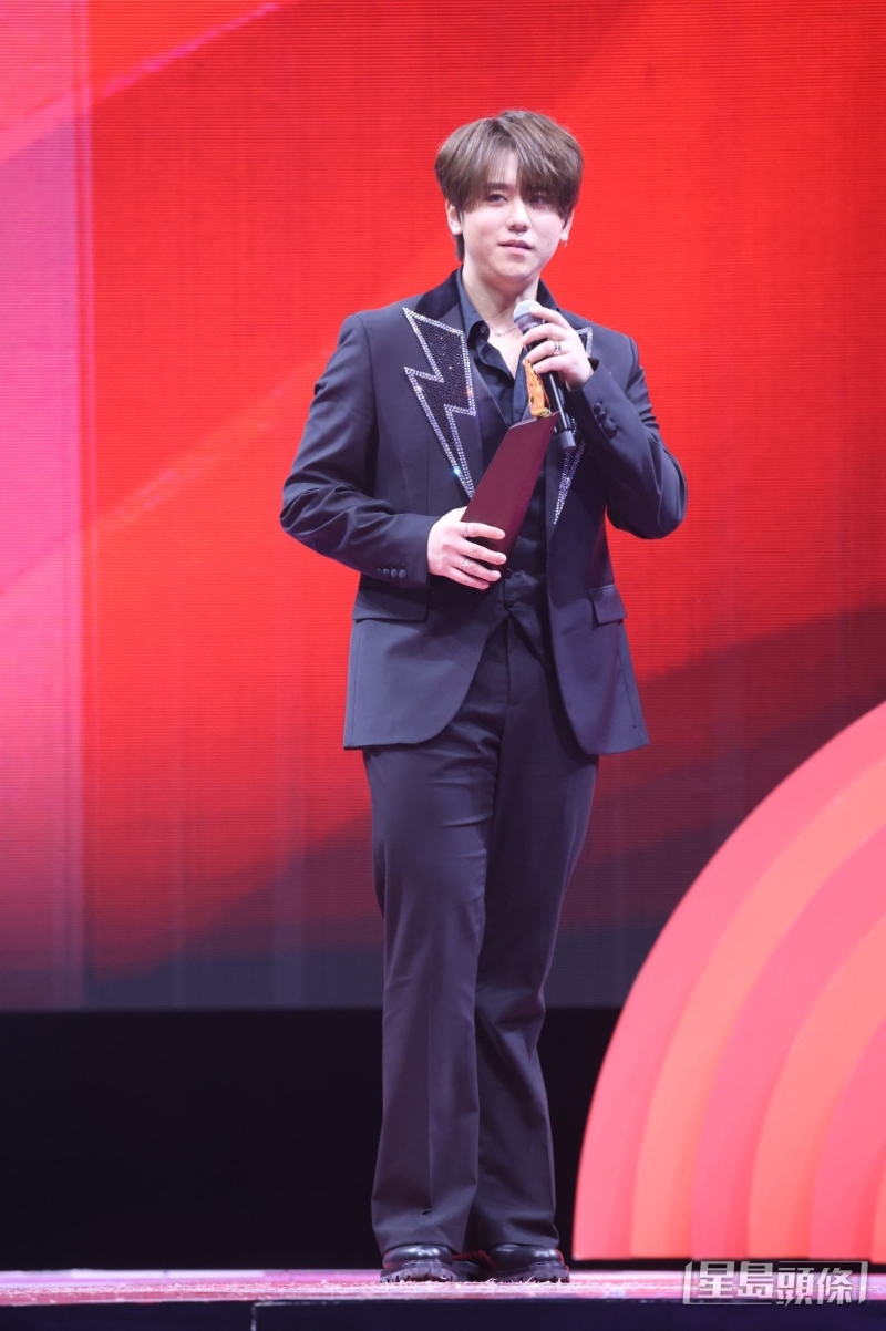 姜涛夺得“我最喜爱的男歌手”及凭《好得太过份》夺得“我最喜爱的歌曲大奖”。