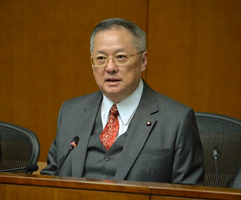 张宇人表示香港应由立法会有商界背景的议员组成监督委员会。资料图片 张宇人表示香港应由立法会有商界背景的议员组成监督委员会。资料图片