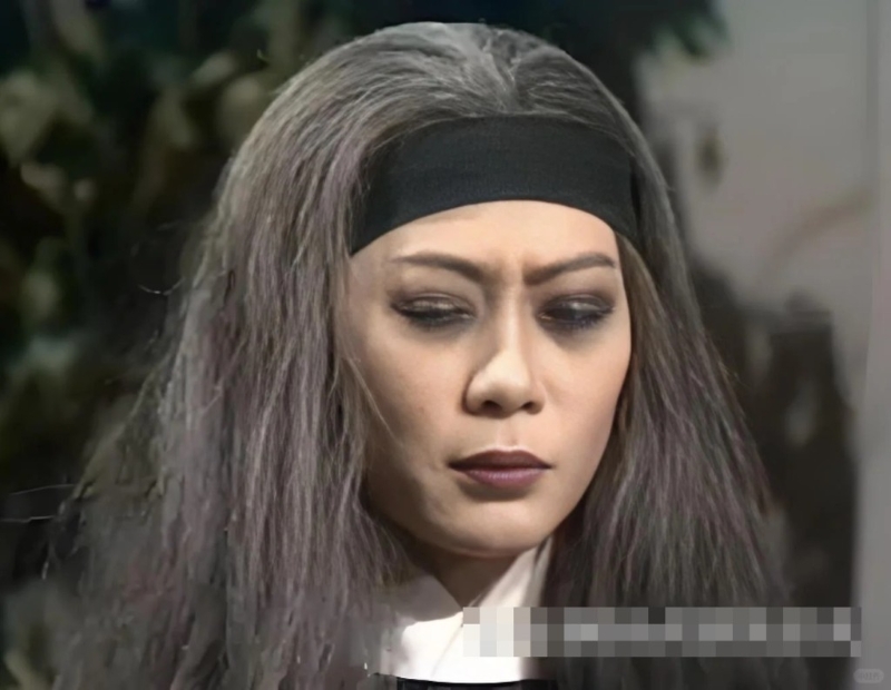 首先重温一下“梅超风”的经典造型。 首先重温一下“梅超风”的经典造型。