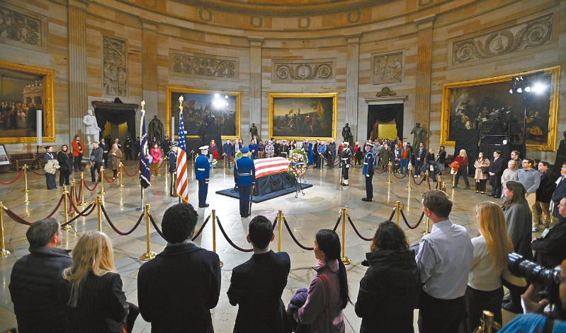 前总统卡特灵柩。