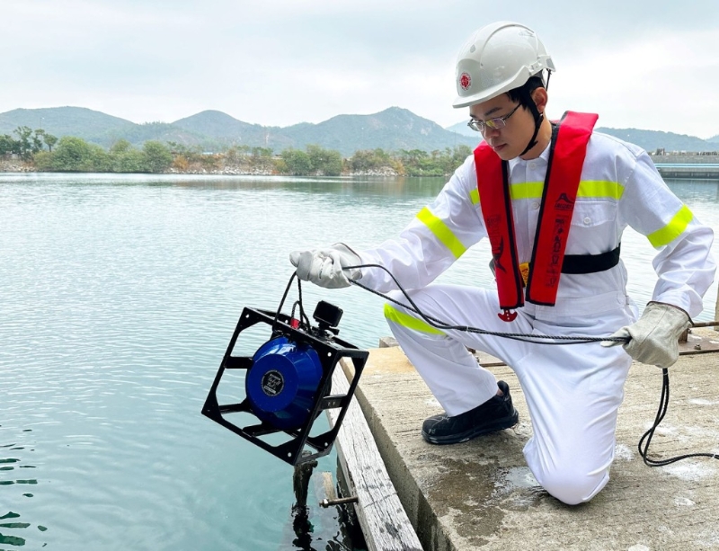 港灯致力应用科技减碳,确保电力供应稳定可靠的同时,亦保护环境和生态。 港灯致力应用科技减碳,确保电力供应稳定可靠的同时,亦保护环境和生态。