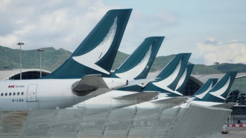 国泰航班食物中毒