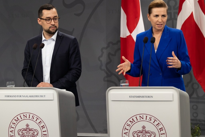 丹麦总理与格陵理总理一同出席记者会。 路透社 丹麦总理与格陵理总理一同出席记者会。 路透社