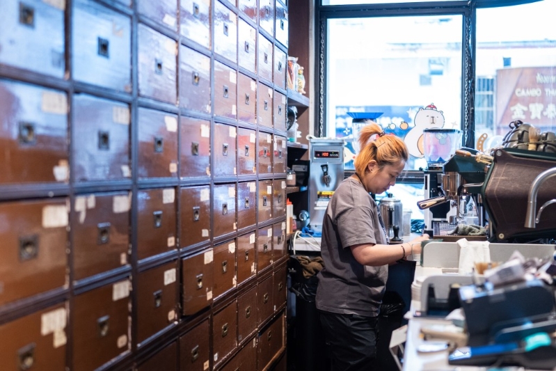 行程最后一站来到由中医馆大和堂活化而成的咖啡店。