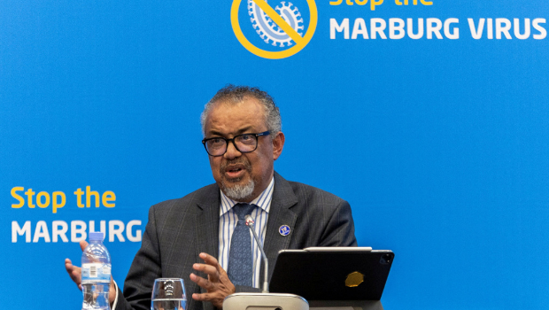 2024年10月20日,世界卫生组织(WHO)谭德塞在卢安达基加利会议中心举行的马堡病毒疫情记者会上发表演说资料照。 2024年10月20日,世界卫生组织(WHO)谭德塞在卢安达基加利会议中心举行的马堡病毒疫情记者会上发表演说资料照。