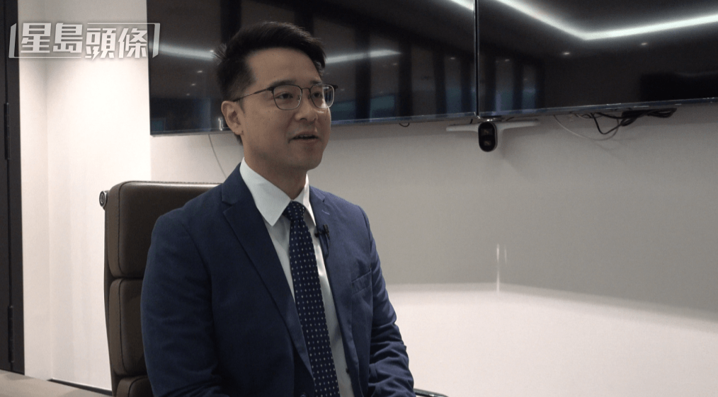 财务策划师李澄幸(Ray)提醒,在宣传广告上见到低至某个利率的项目,不一定代表客户能够获得相同息率,因为可能要符合很多条件,例如是指定贷款金额或月薪要求。 财务策划师李澄幸(Ray)提醒,在宣传广告上见到低至某个利率的项目,不一定代表客户能够获得相同息率,因为可能要符合很多条件,例如是指定贷款金额或月薪要求。