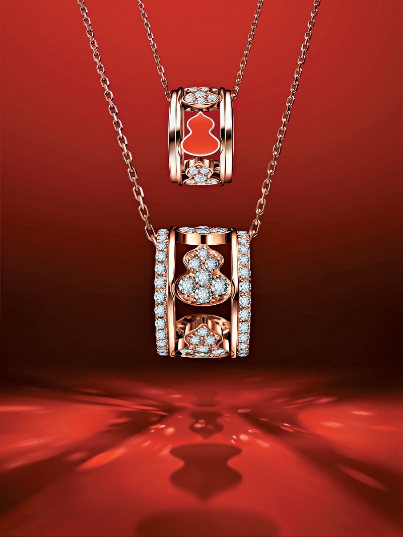 Wulu Eternity 18K玫瑰金钻石及HyCeram吊坠项链上$21,800、Wulu Eternity 18K玫瑰金钻石吊坠项链$53,400。(Qeelin) Wulu Eternity 18K玫瑰金钻石及HyCeram吊坠项链上$21,800、Wulu Eternity 18K玫瑰金钻石吊坠项链$53,400。(Qeelin)