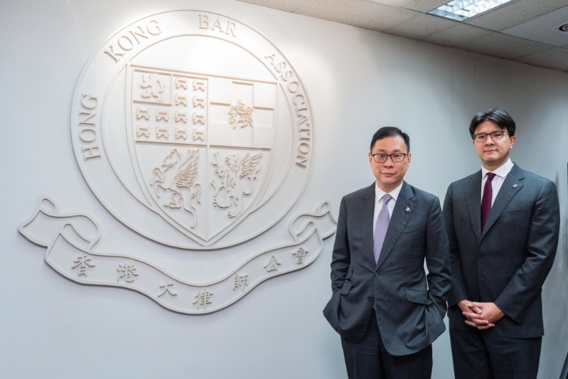 杜淦堃（左）任期即将届满，他担任大律师公会主席期间，毛乐礼（右）是副主席。