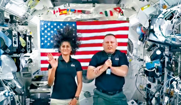 美国太空人 美国太空人