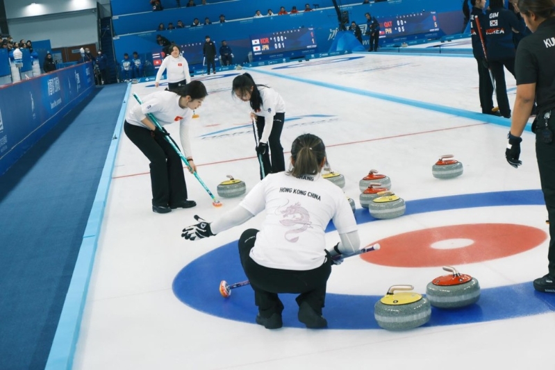 李家超為香港運動員打氣。李家超FB