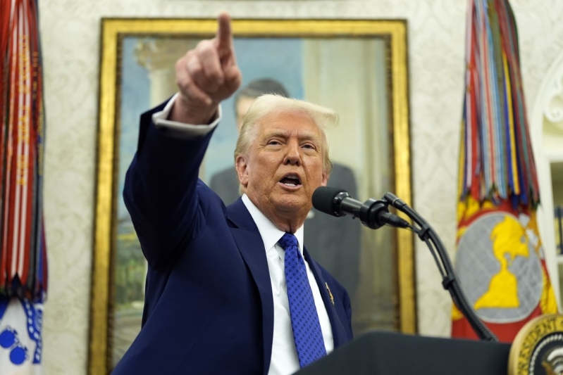 特朗普指出，对美国课征关税的国家多年来一直在占美国的便宜。美联社