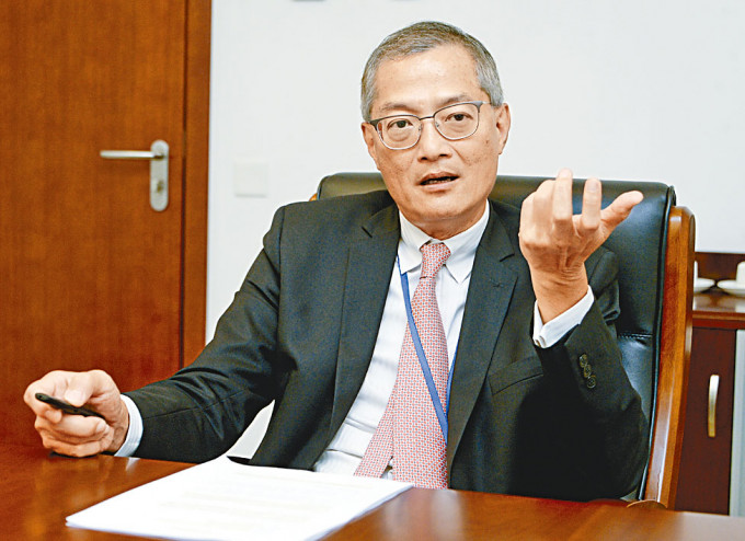 卢宠茂。 卢宠茂。